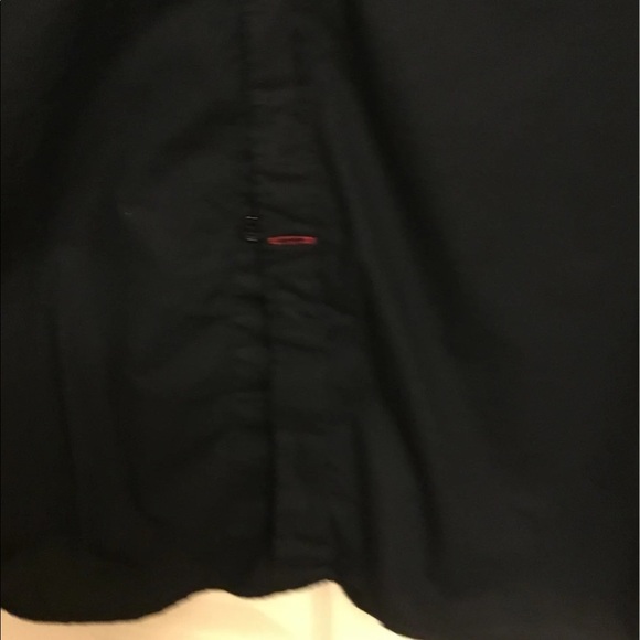 Men’s Guess Button up Top - Picture 6 of 8